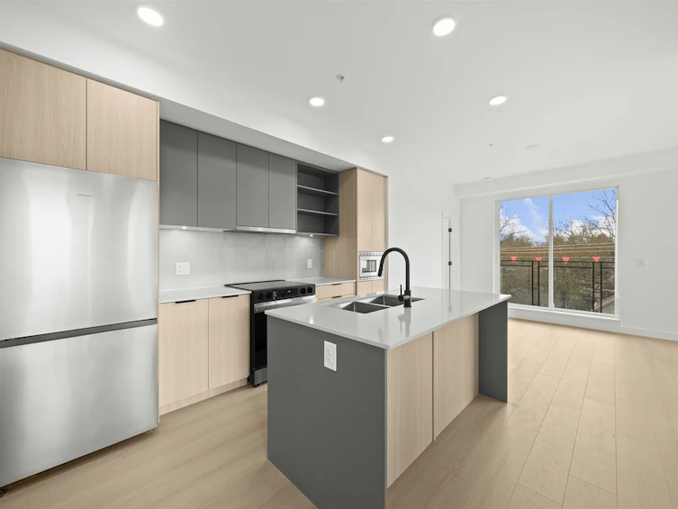 532-9456 134 Street, Surrey, BC, V3V 0G8 - 3