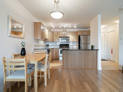 309-19320 65 Avenue - 3