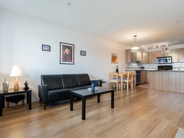 309-19320 65 Avenue, Surrey, BC, V4N 0A3 - 2