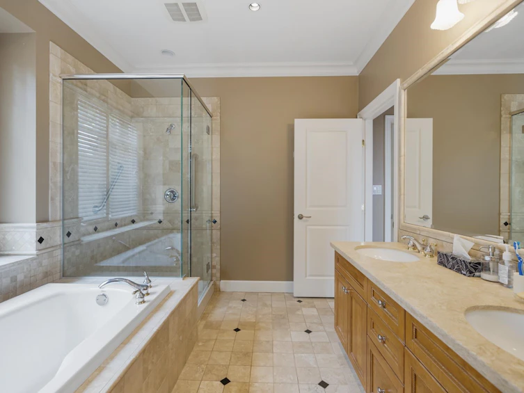 3111 W 42nd Avenue, Vancouver, BC, V6N 3H1 - 29