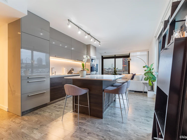 508-2378 Alpha Avenue, Burnaby, BC, V5C 0K2 - 3