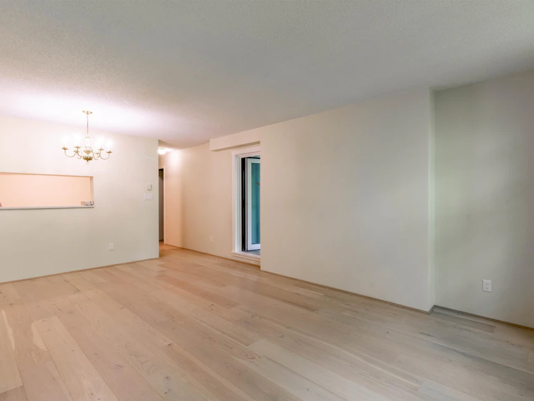 504-2528 E Broadway, Vancouver, BC, V5M 4V2 - 16