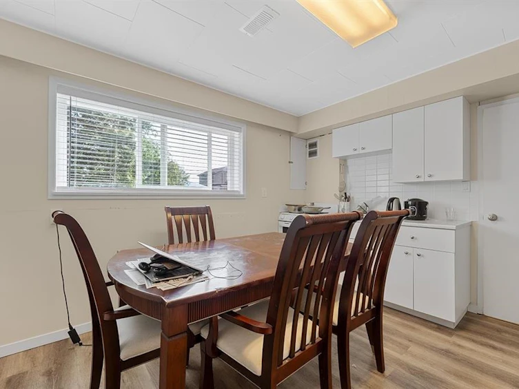 564 64th Street, Vancouver, BC, V6P 2K9 - 19