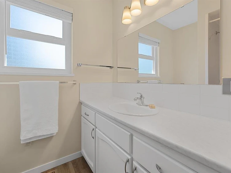 564 64th Street, Vancouver, BC, V6P 2K9 - 17