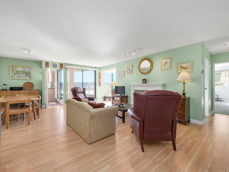202-410 Carnarvon Street, New Westminster, BC, V3L 5N9 - 3