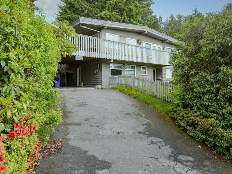 422 Genoa Crescent, North Vancouver, BC, V7N 3B7 - 30