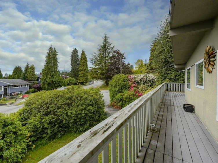 422 Genoa Crescent, North Vancouver, BC, V7N 3B7 - 37