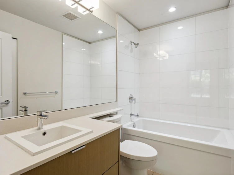111-255 W 1st Street, North Vancouver, BC, V7M 3G8 - 16