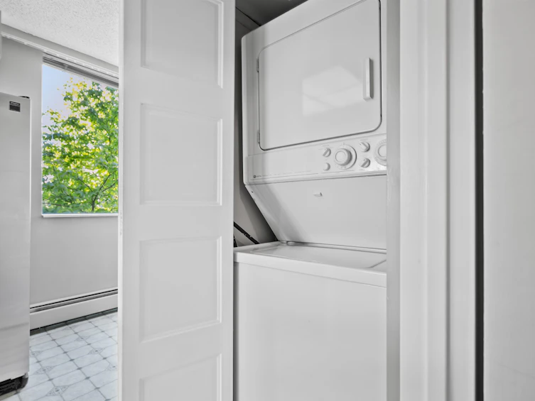 601-5555 Yew Street, Vancouver, BC, V6M 3X9 - 25
