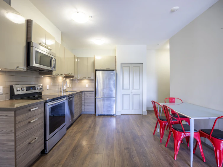 210-6875 Dunblane Avenue, Burnaby, BC, V5J 0G6 - 5