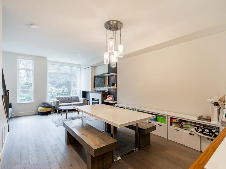 5512 Oak Street, Vancouver, BC, V6M 2V6 - 3