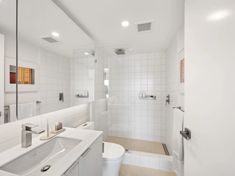 322-1120 E Georgia Street, Vancouver, BC, V6A 0K2 - 20