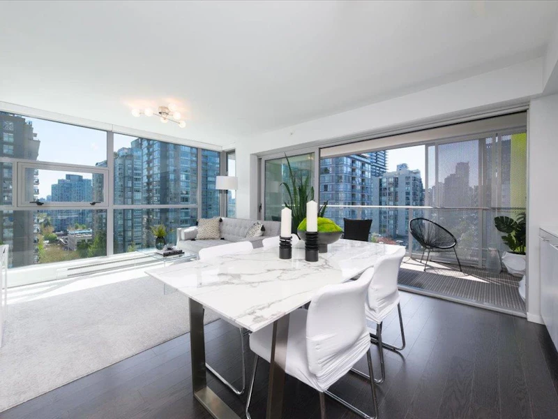 1503 - 999 Seymour Street, Vancouver BC V6B 0M5