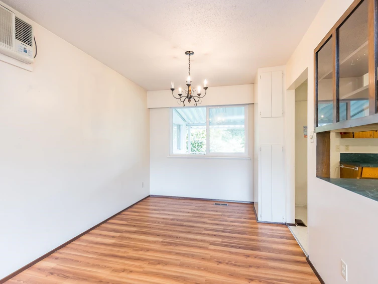 34641 Tudor Court, Abbotsford, BC, V2S 4X1 - 9