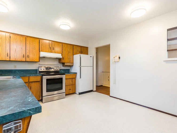 34641 Tudor Court, Abbotsford, BC, V2S 4X1 - 7