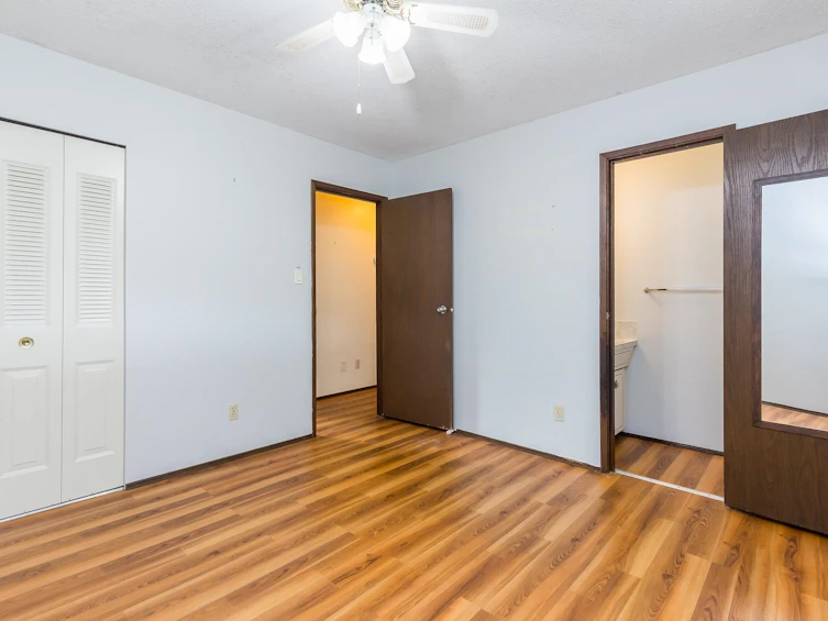 34641 Tudor Court, Abbotsford, BC, V2S 4X1 - 17