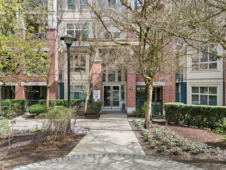 405-245 Ross Drive, New Westminster, BC, V3L 0C6 - 28