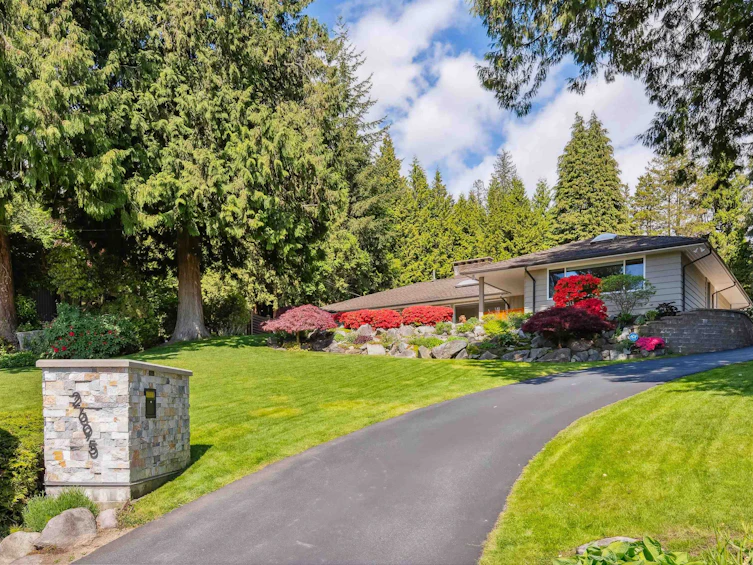 2695 Rosebery Avenue, West Vancouver, BC, V7V 3A3 - 38