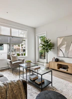 604 3317 148th Street