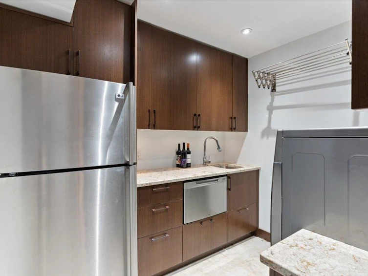 818 Frederick Road, North Vancouver, BC, V7K 2Y3 - 35