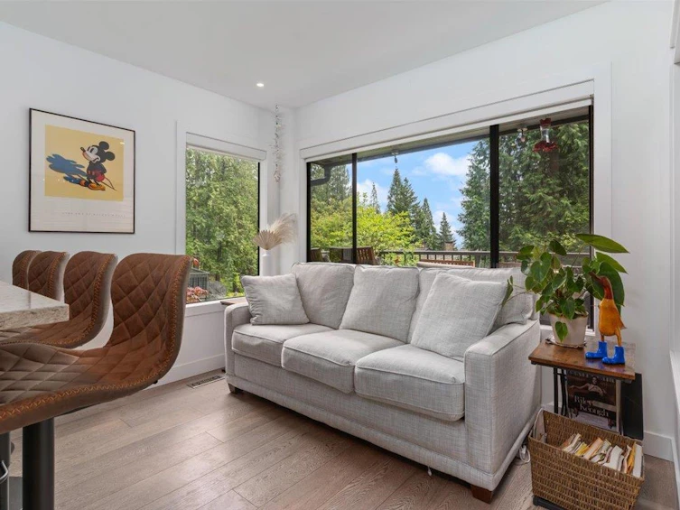 818 Frederick Road, North Vancouver, BC, V7K 2Y3 - 13