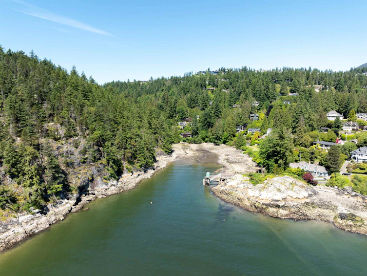 4807 The Dale, West Vancouver, BC, V7W 1K2 - 3