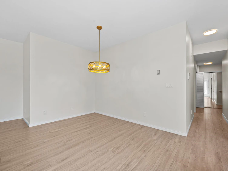 105-1221 Johnston Road, Surrey, BC, V4B 3Y8 - 13