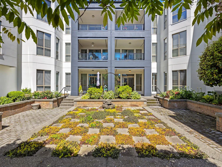 105-1221 Johnston Road, Surrey, BC, V4B 3Y8 - 3