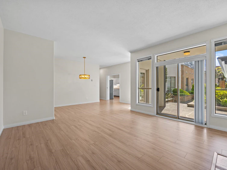 105-1221 Johnston Road, Surrey, BC, V4B 3Y8 - 17
