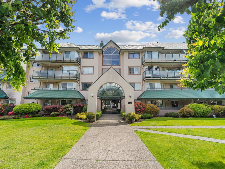 102-2958 Trethewey Street, Abbotsford, BC, V2T 6P6 - 23