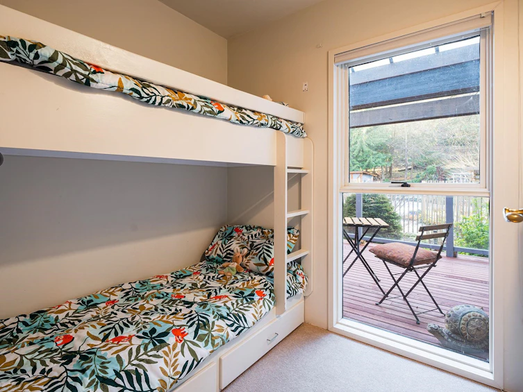 1675 Whitesails Drive, Bowen Island, BC, V0N 1G2 - 31