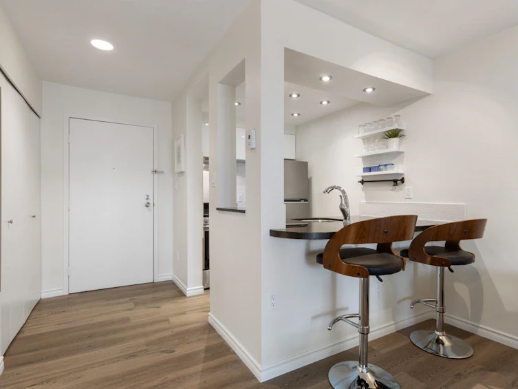 102-1450 Laburnum Street, Vancouver, BC, V6J 3W3 - 7
