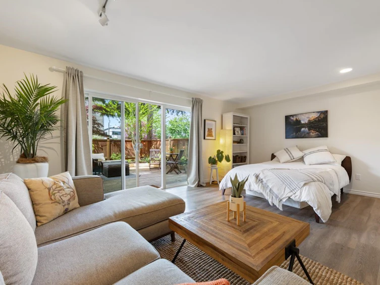 102-1450 Laburnum Street, Vancouver, BC, V6J 3W3 - 5