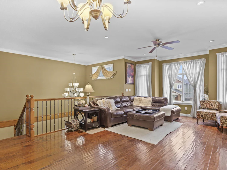 32923 Egglestone Avenue, Mission, BC, V2V 7P9 - 4