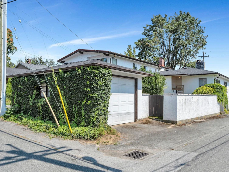 7965 Ontario Street, Vancouver, BC, V5X 3E2 - 11