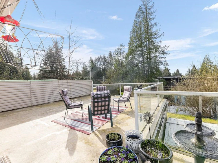 593 Veterans Road, Gibsons, BC, V0N 1V4 - 15