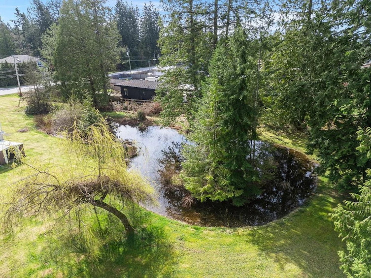 593 Veterans Road, Gibsons, BC, V0N 1V4 - 4