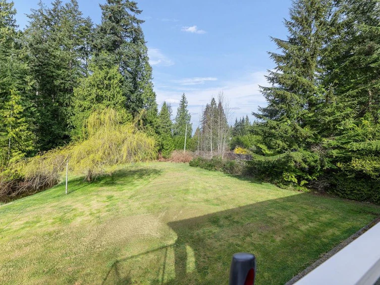593 Veterans Road, Gibsons, BC, V0N 1V4 - 18