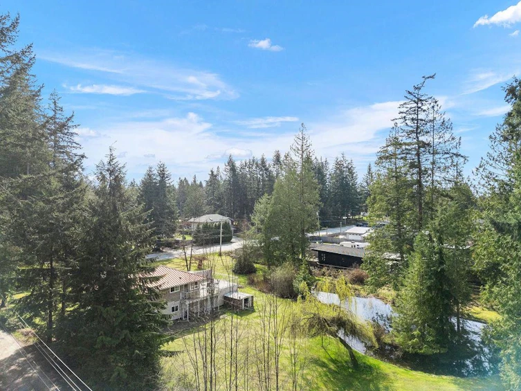 593 Veterans Road, Gibsons, BC, V0N 1V4 - 3