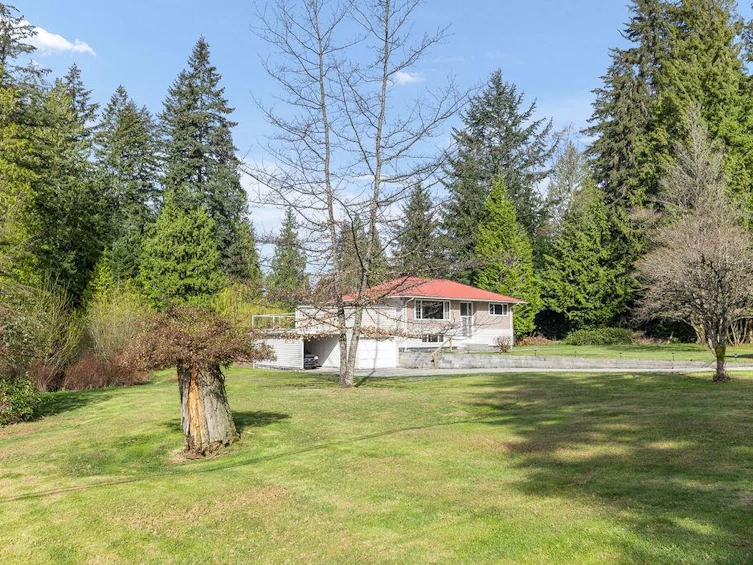 593 Veterans Road, Gibsons, BC, V0N 1V4 - 5