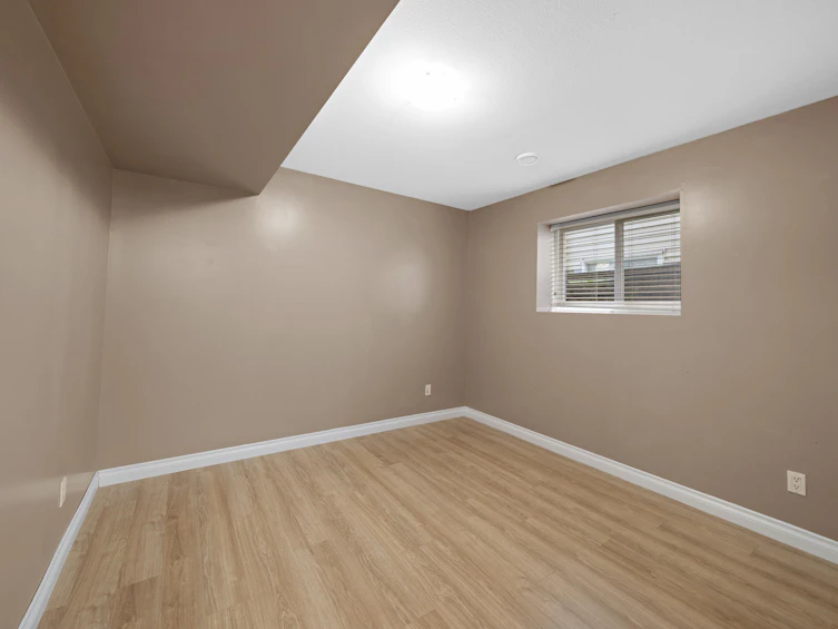 19354 72a Avenue, Surrey, BC, V4N 5X9 - 36