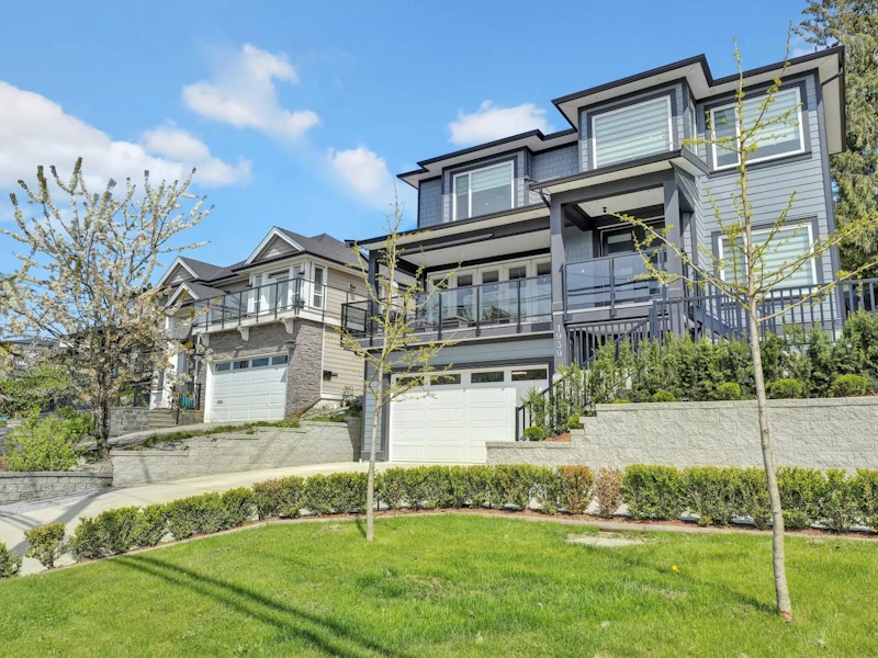 1939 Brunette Avenue, Coquitlam BC