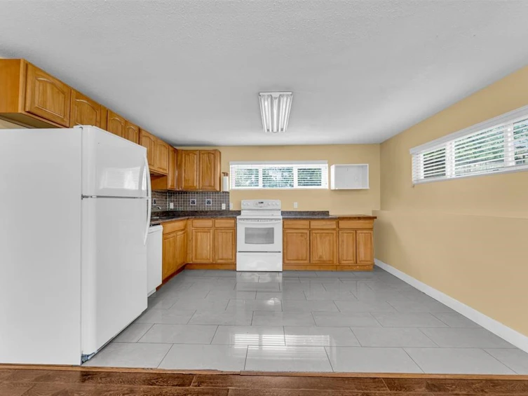 11337 Lansdowne Drive, Surrey, BC, V3R 4Z8 - 25