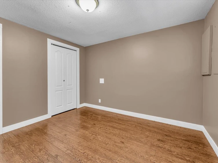 11337 Lansdowne Drive, Surrey, BC, V3R 4Z8 - 17