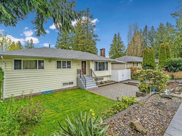 11337 Lansdowne Drive, Surrey, BC, V3R 4Z8 - 2