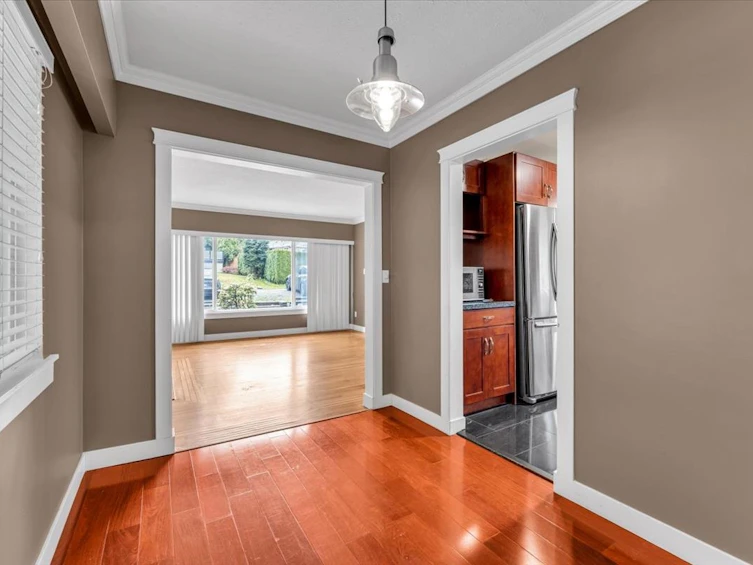 11337 Lansdowne Drive, Surrey, BC, V3R 4Z8 - 8