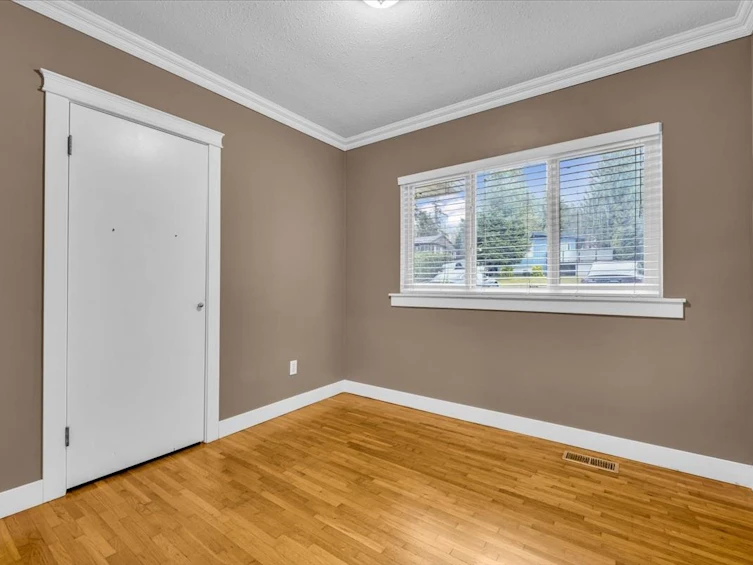 11337 Lansdowne Drive, Surrey, BC, V3R 4Z8 - 16