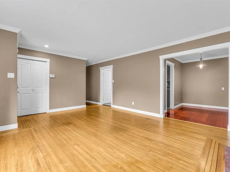 11337 Lansdowne Drive, Surrey, BC, V3R 4Z8 - 6
