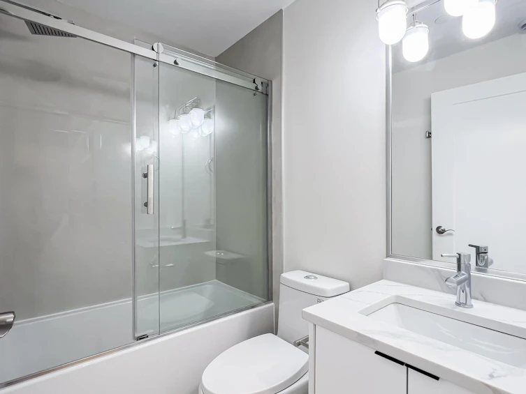 1155 Keefer Street, Vancouver, BC, V6A 1Z2 - 7