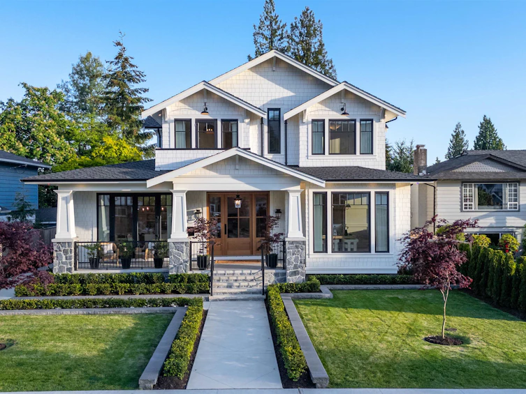821 E 16th Street, North Vancouver, BC, V7L 2V3